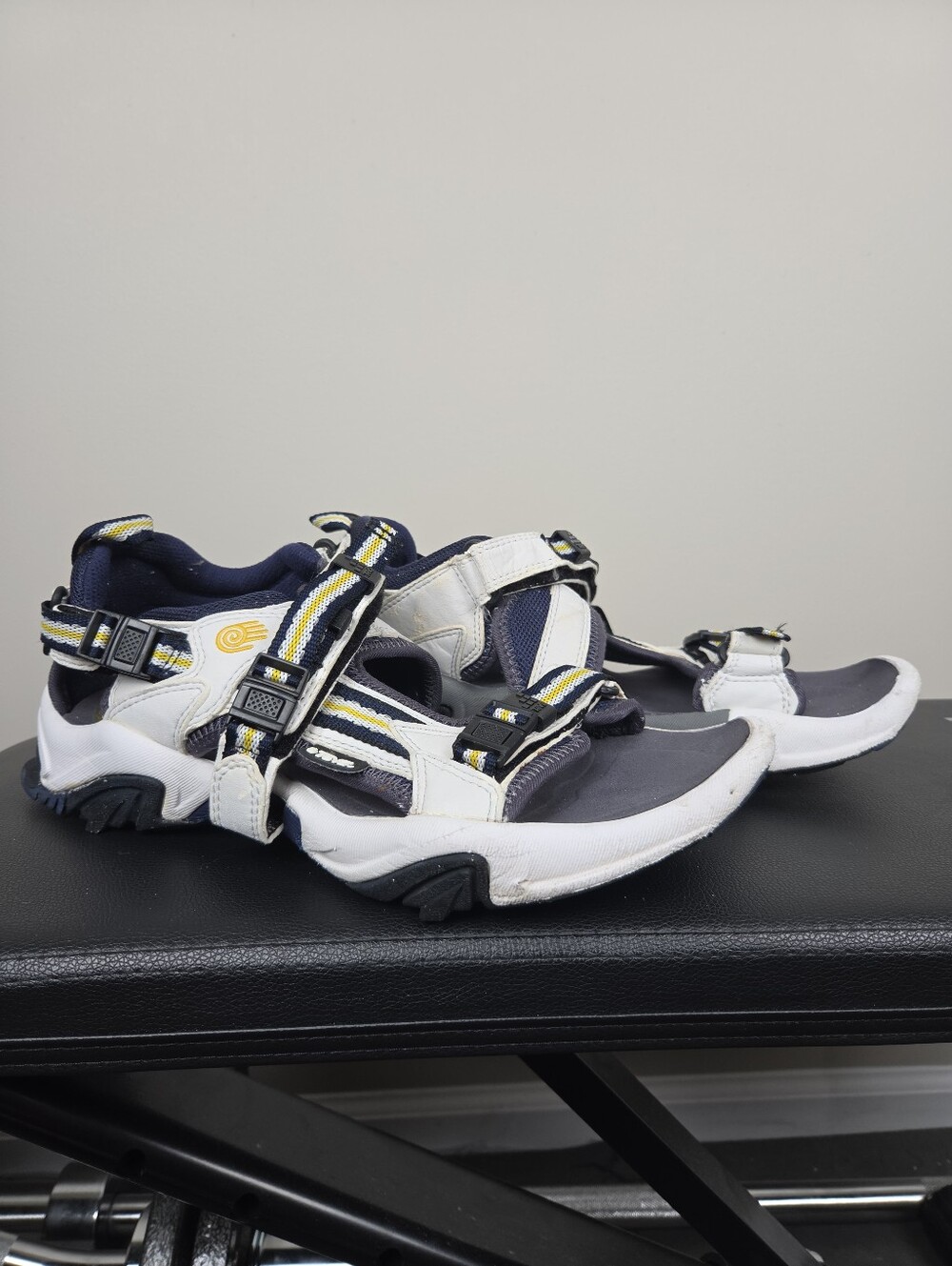 Vintage Y2K Teva Wraptor Sport Sandals Men's Size 9 White Blue Yellow Hiking